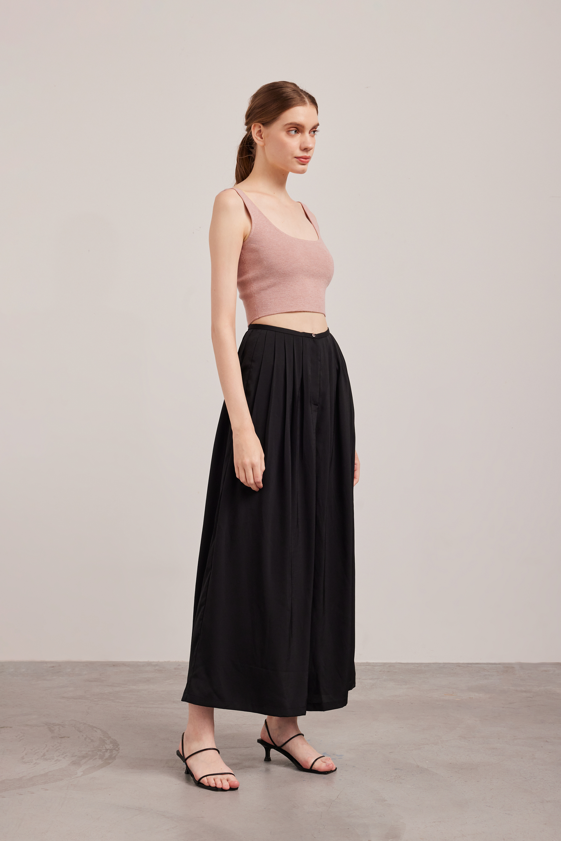 Square-Neck Knit Crop Top 