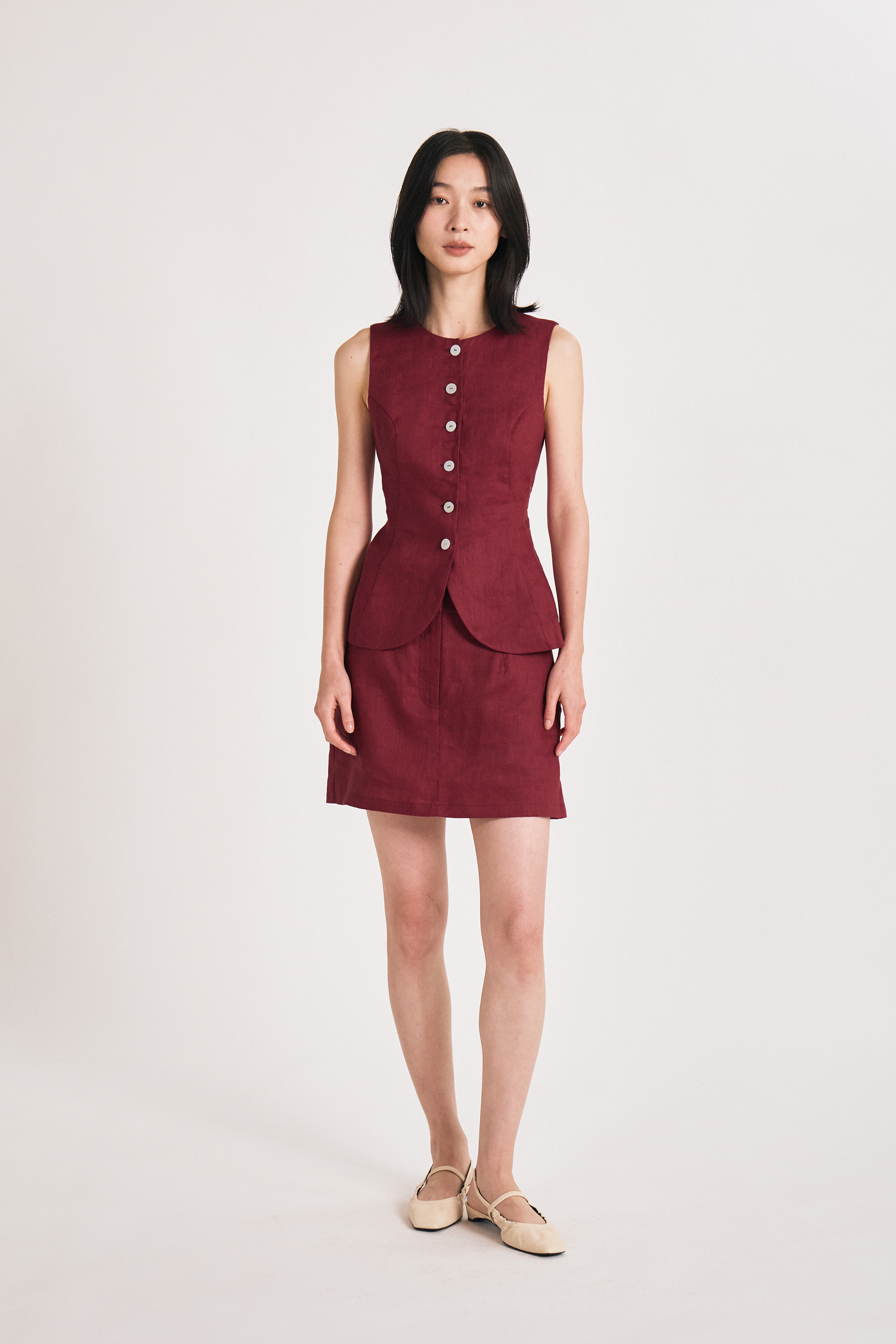 Linen Curved-Hem Vest