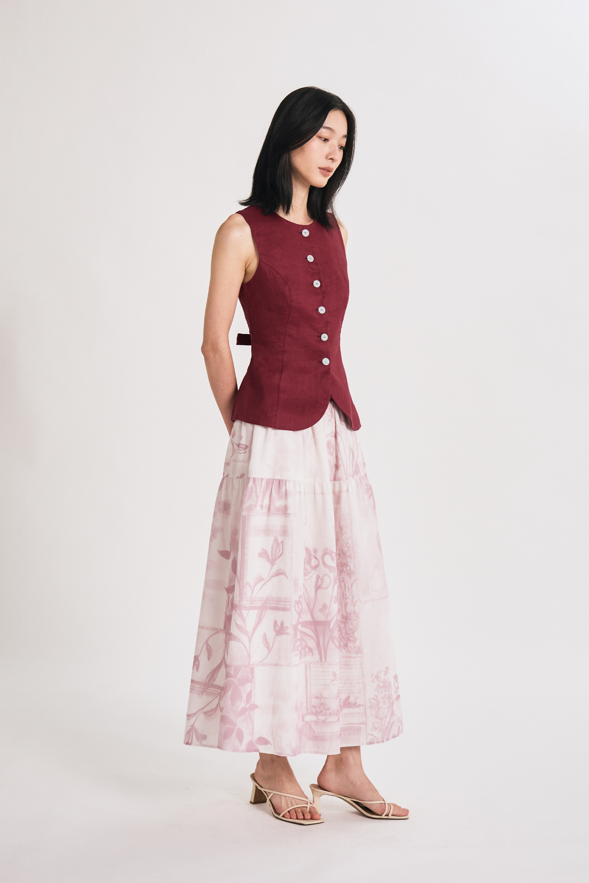 Linen Curved-Hem Vest