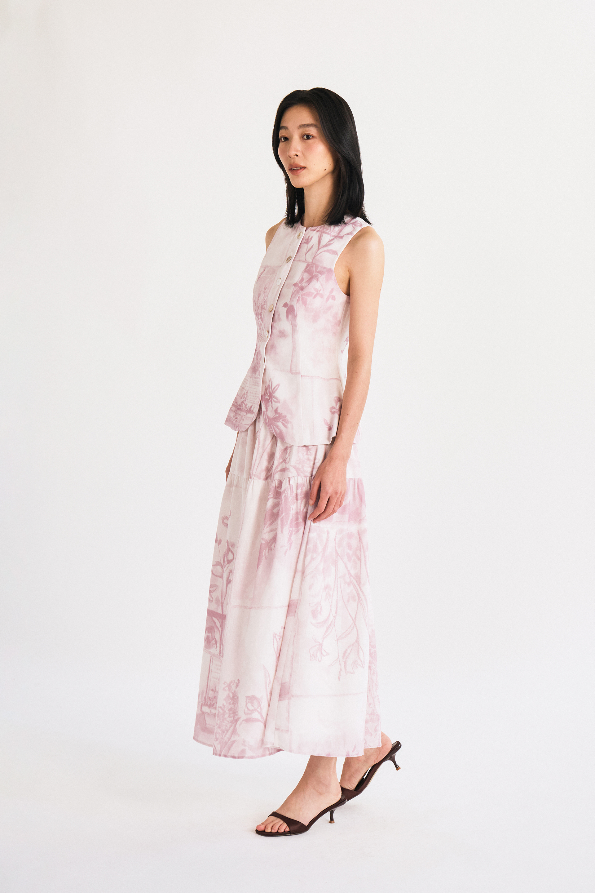 View Curved-Hem Vest