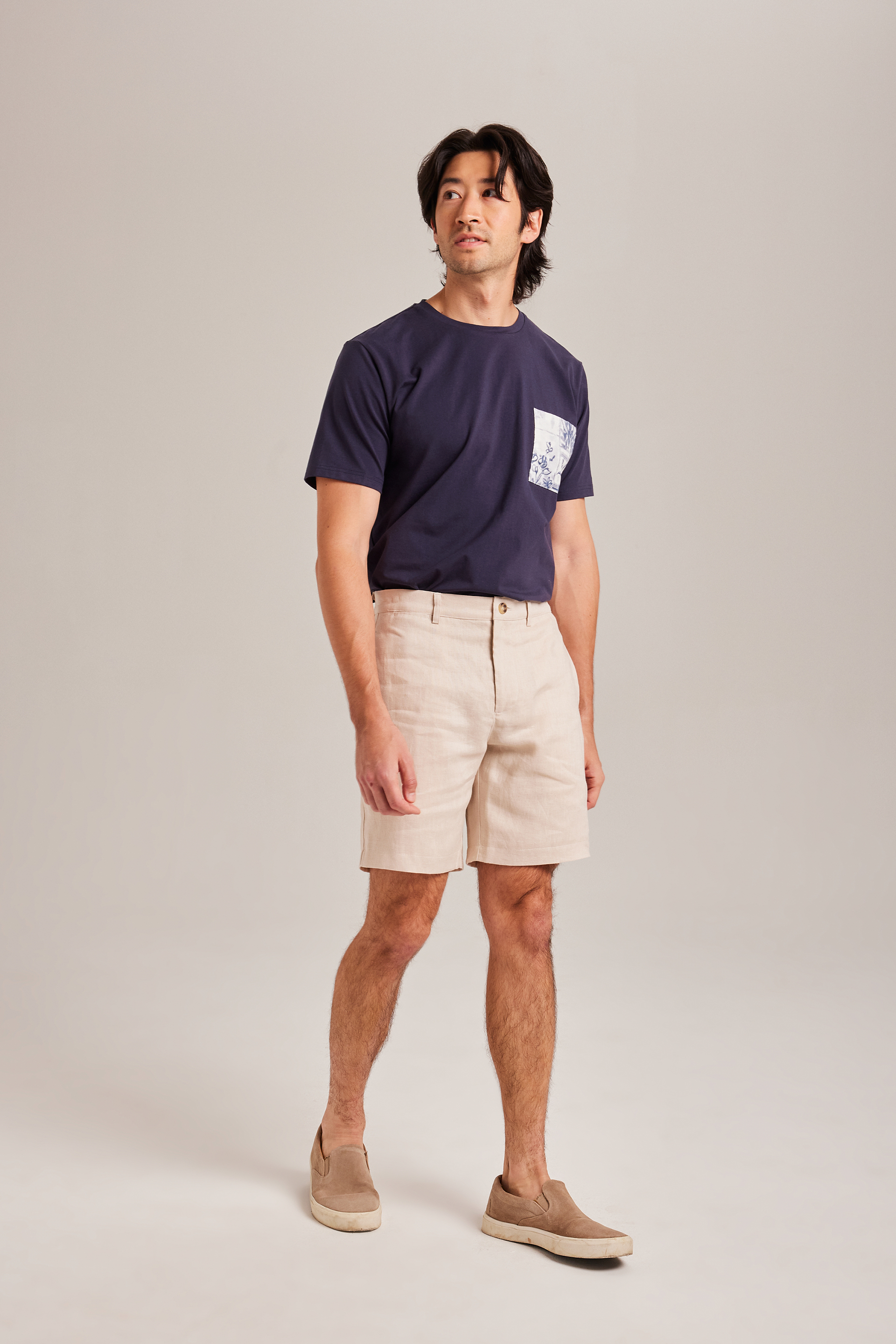 Relaxed Fit Linen Shorts
