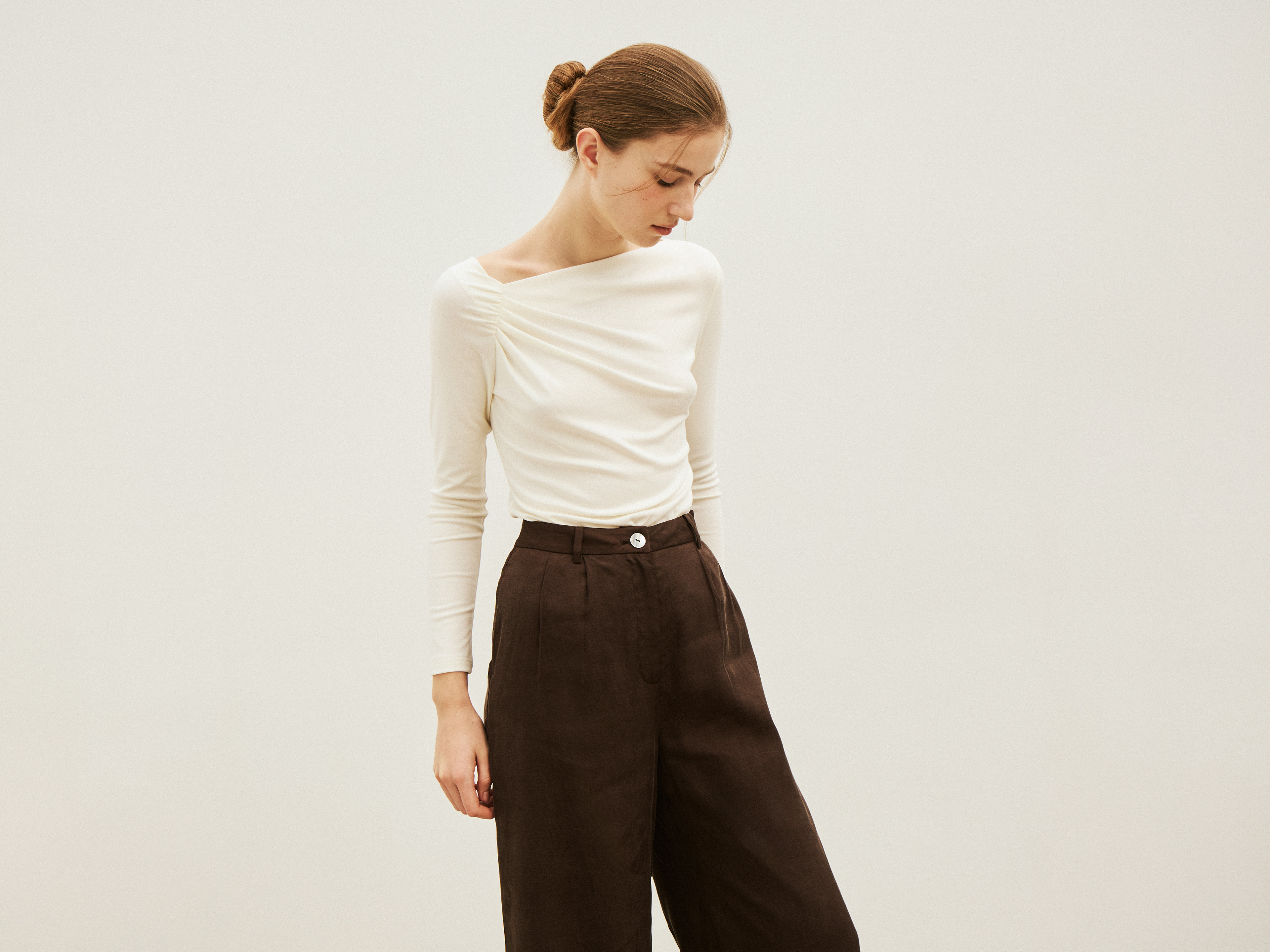Relaxed Pleat-Front Trousers