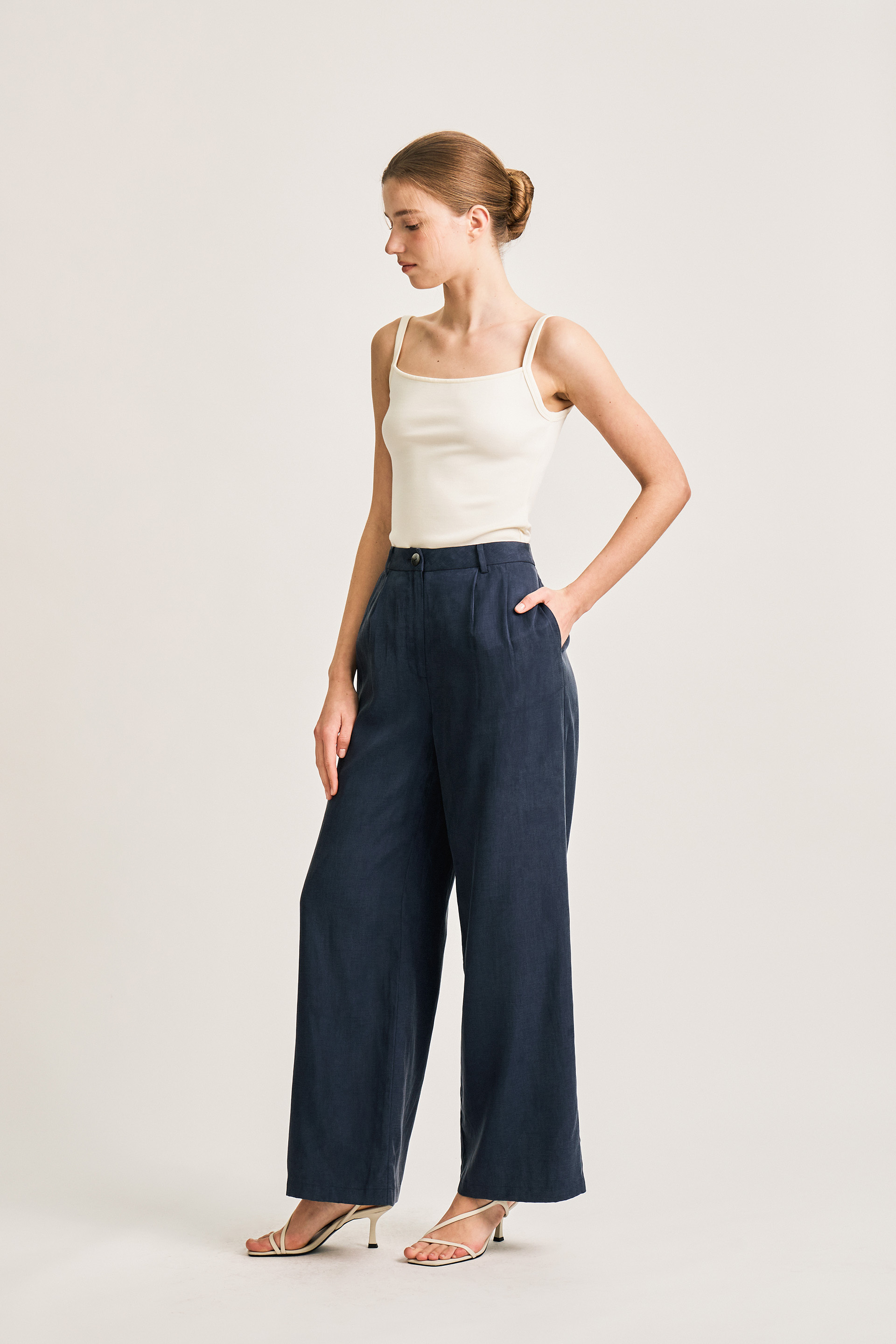Relaxed Pleat-Front Trousers