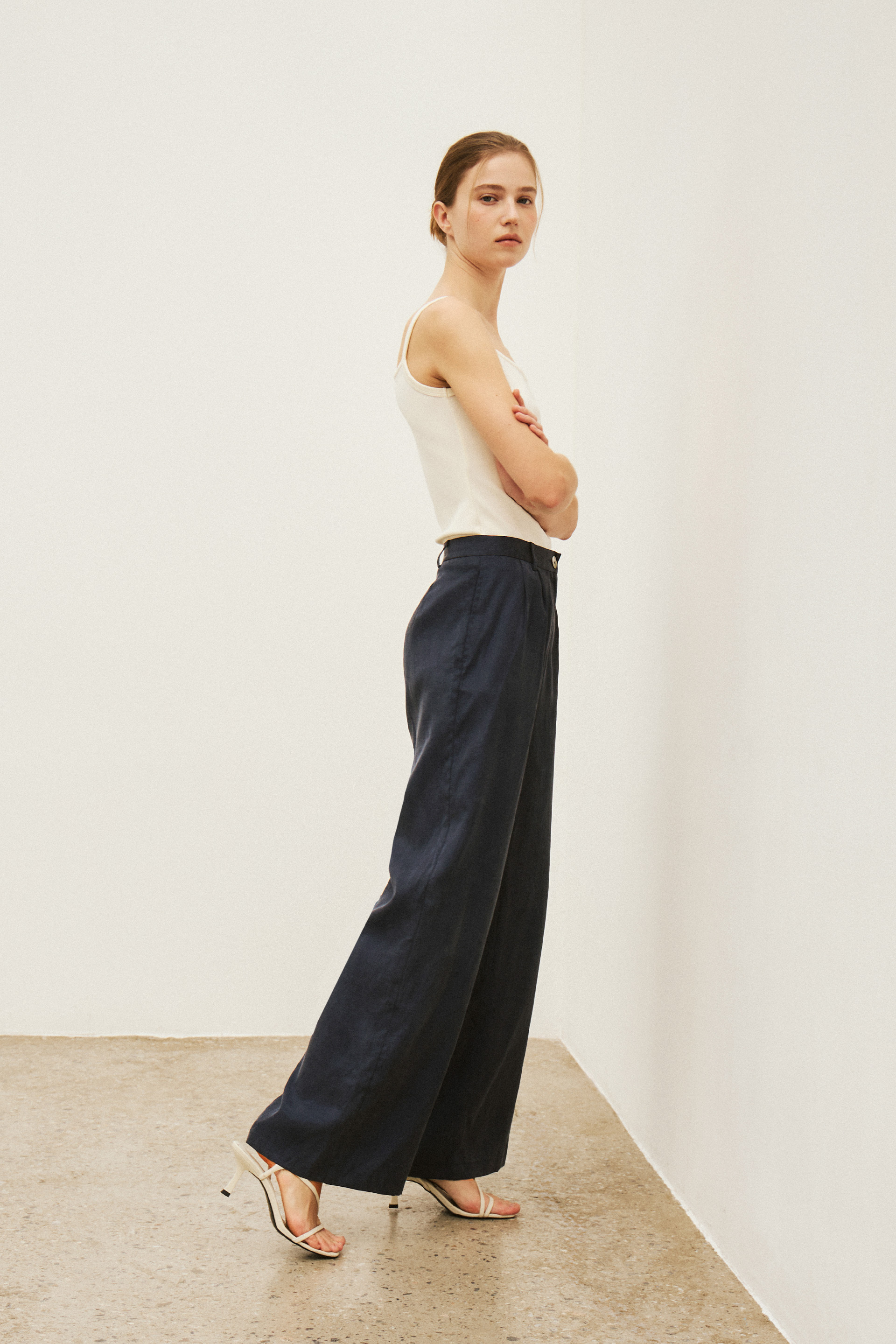 Relaxed Pleat-Front Trousers