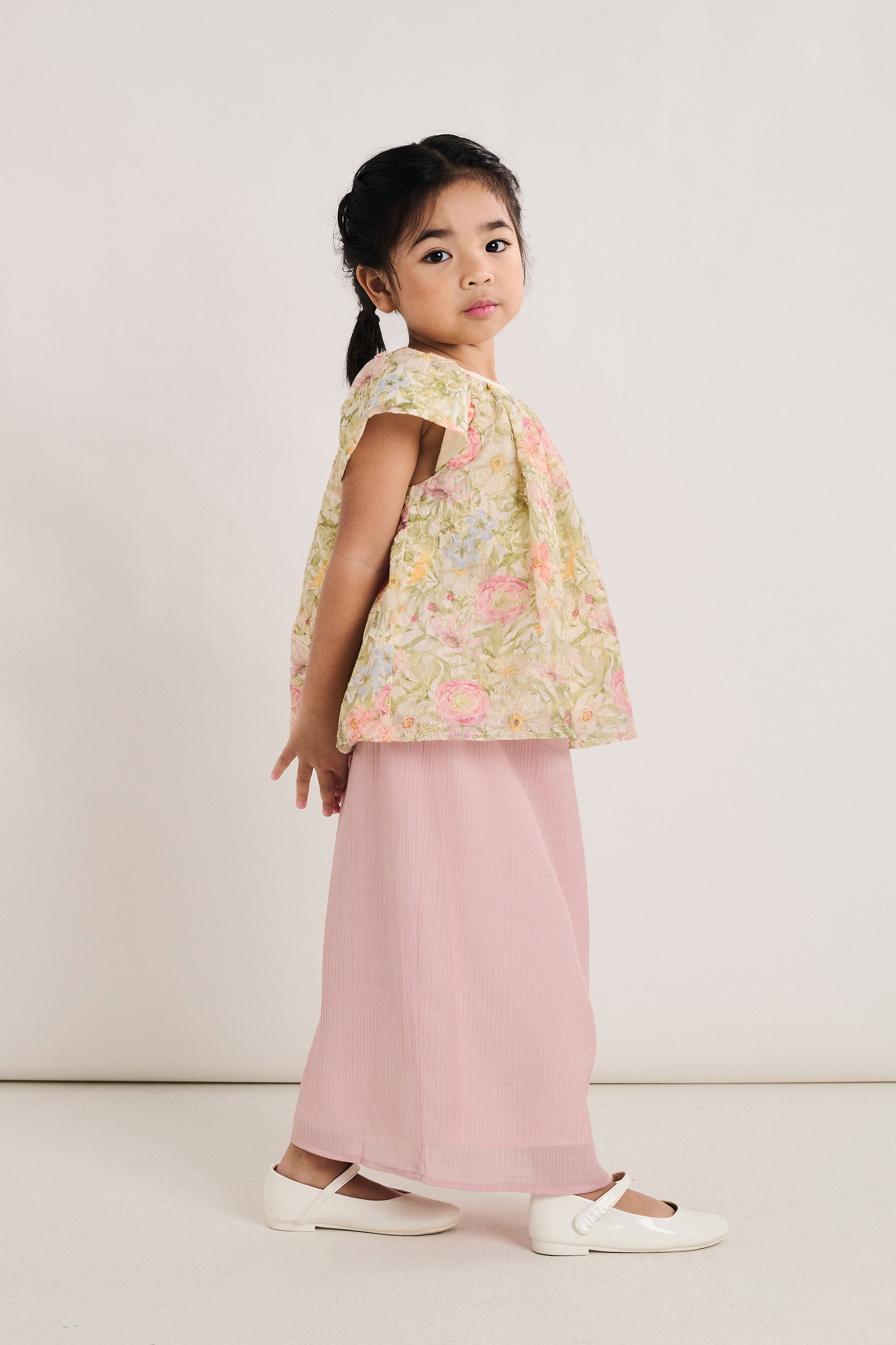 Floral Printed Ruffle-Sleeve Top