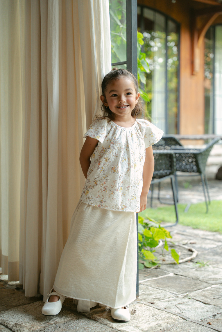 Floral Printed Ruffle-Sleeve Top