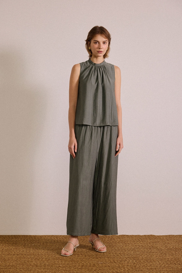 Crinkled Gathered Shift Top