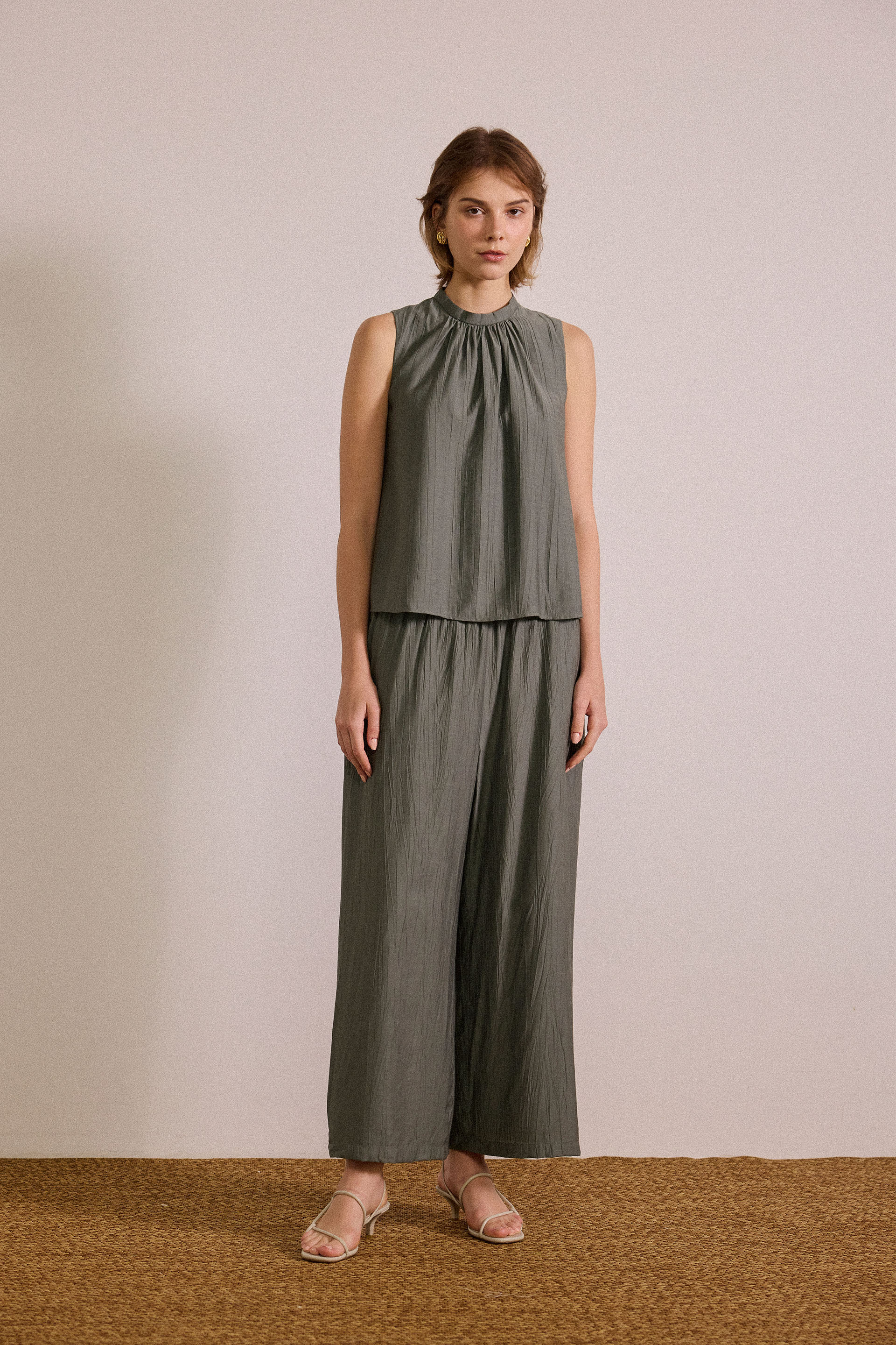 Crinkled Gathered Shift Top