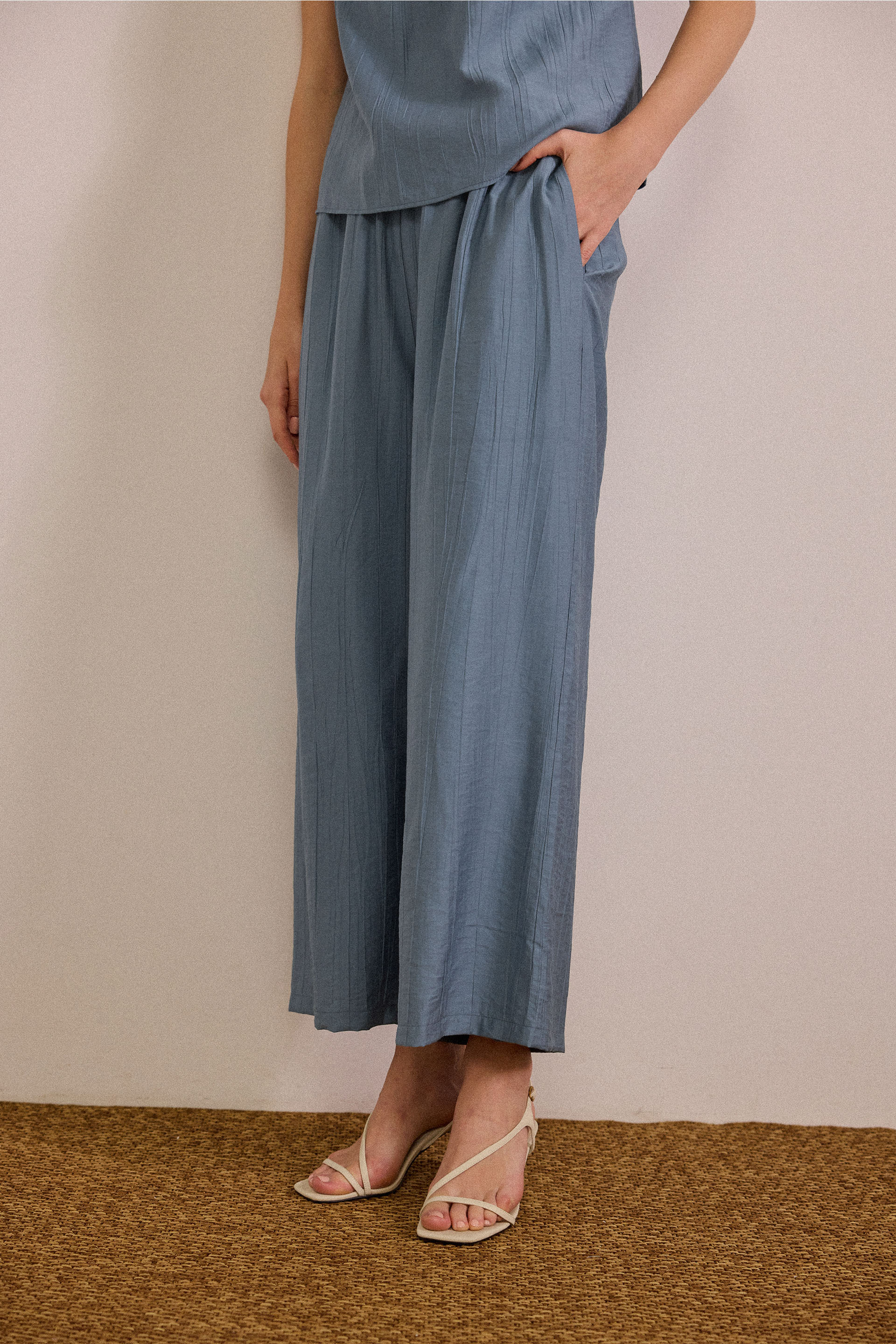 Crinkled Relaxed Pants
