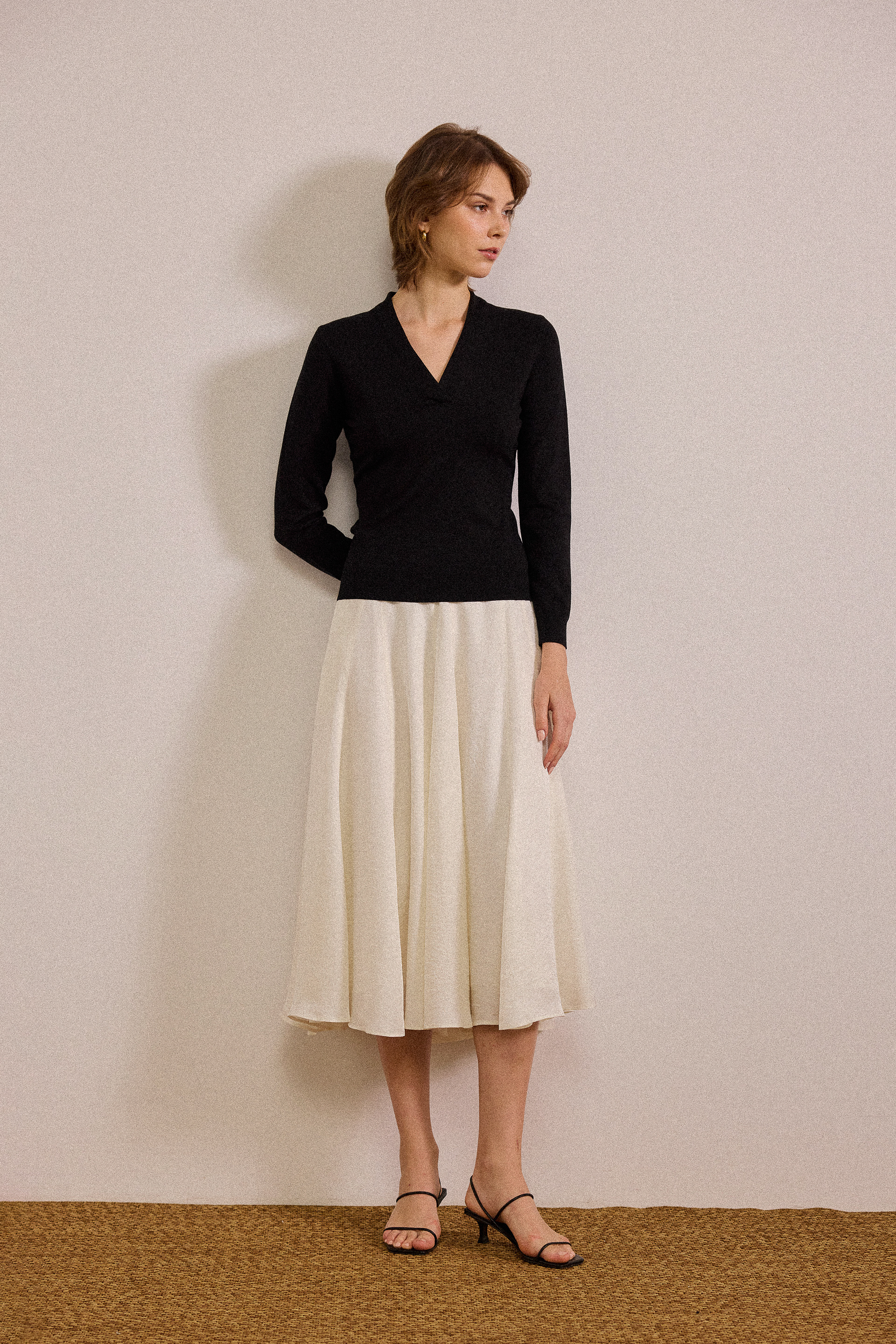 [PRE-ORDER SPECIAL] Viscose Overlap V-Neck Knit Top