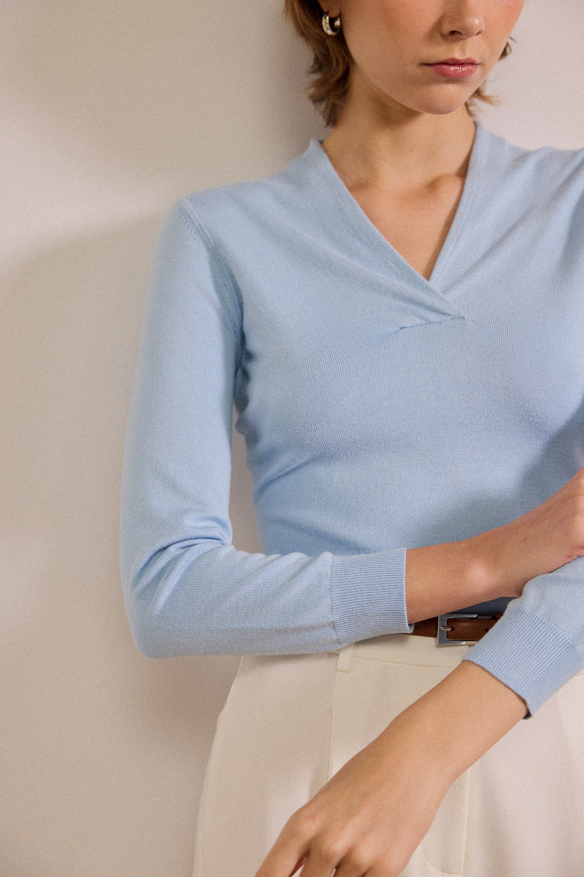 [PRE-ORDER SPECIAL] Viscose Overlap V-Neck Knit Top