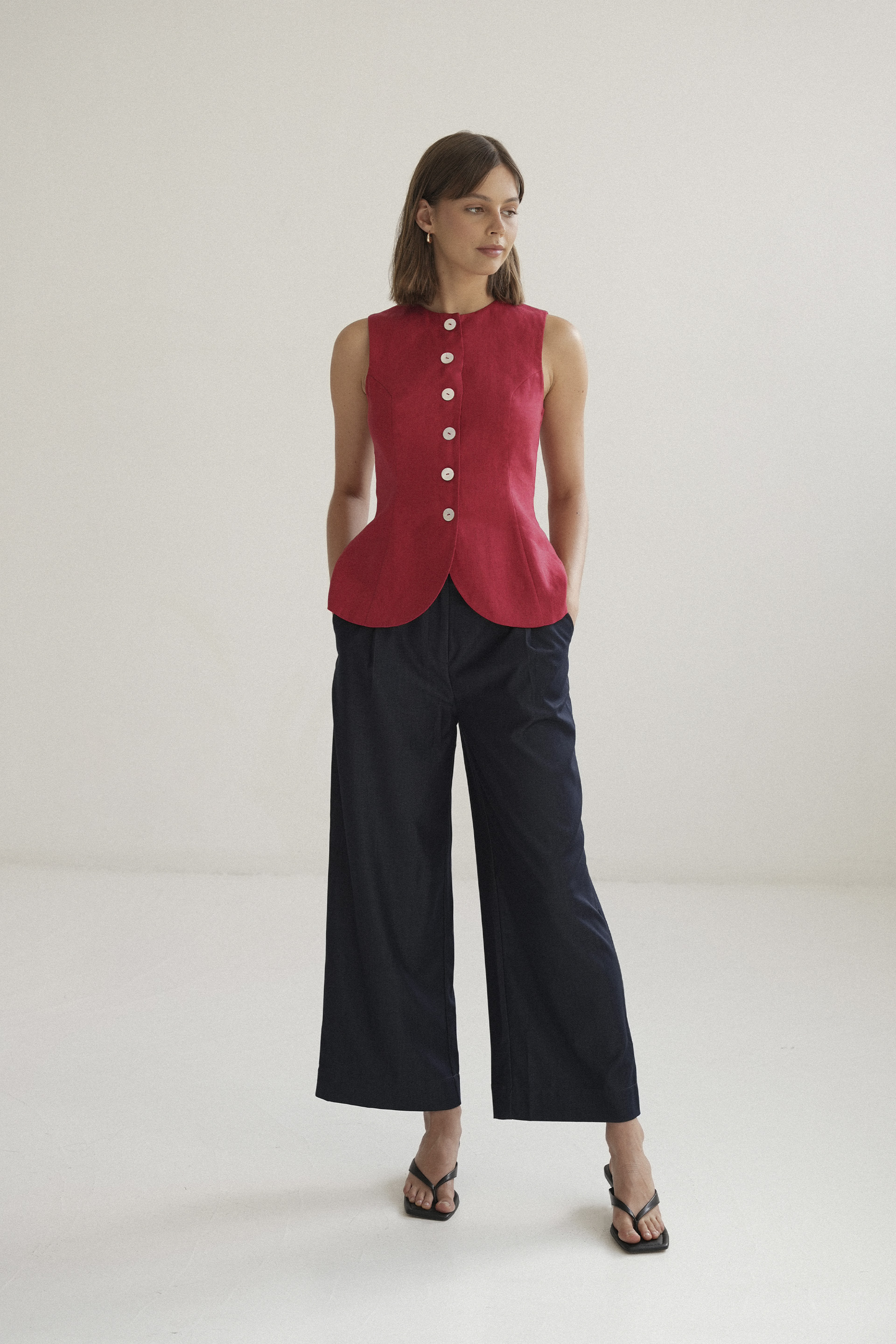 Linen Curved-Hem Vest