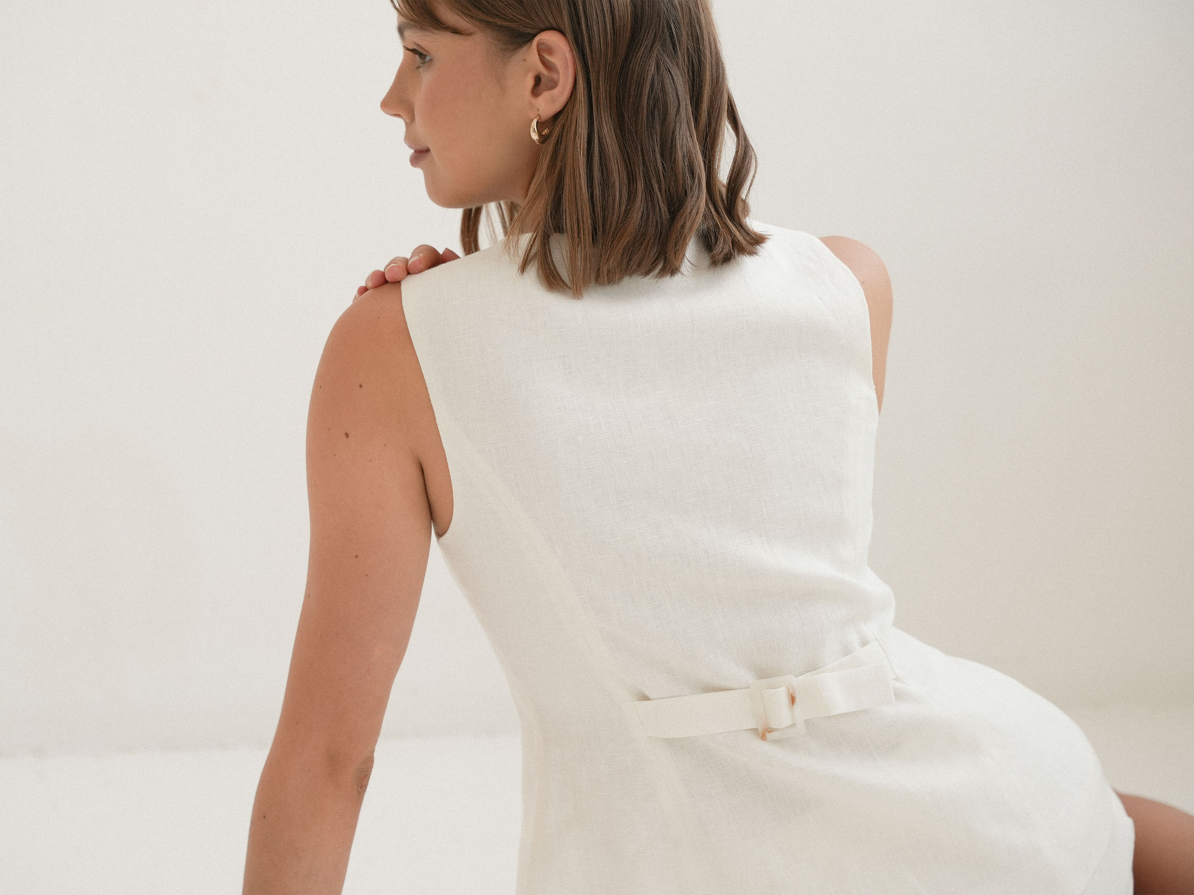 Linen Curved-Hem Vest