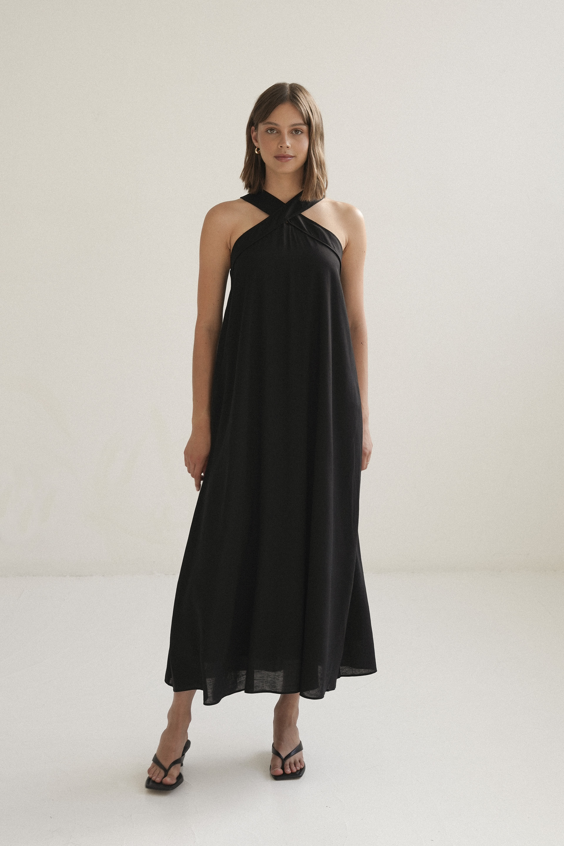 Contrast Piped Halter Dress