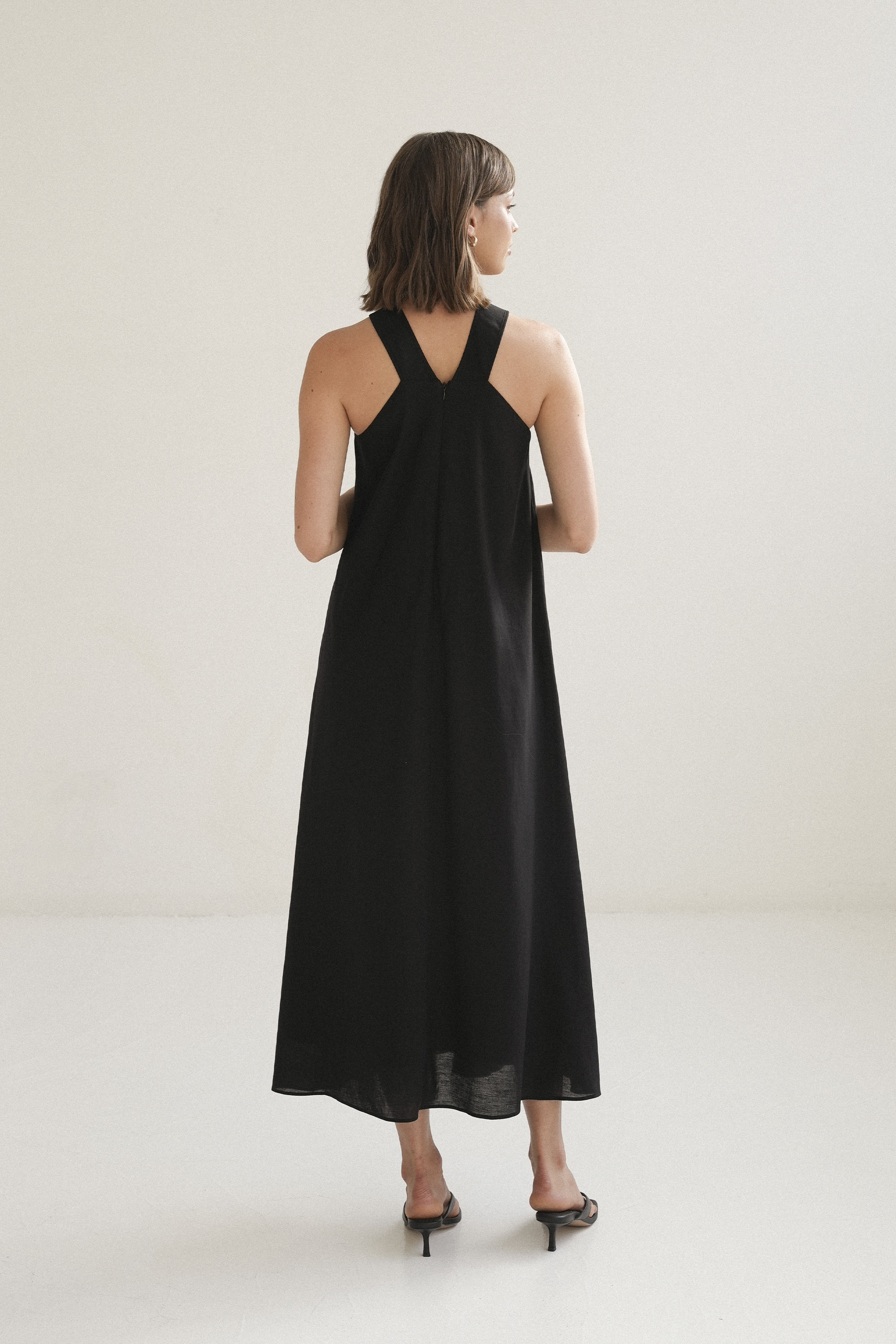 Contrast Piped Halter Dress