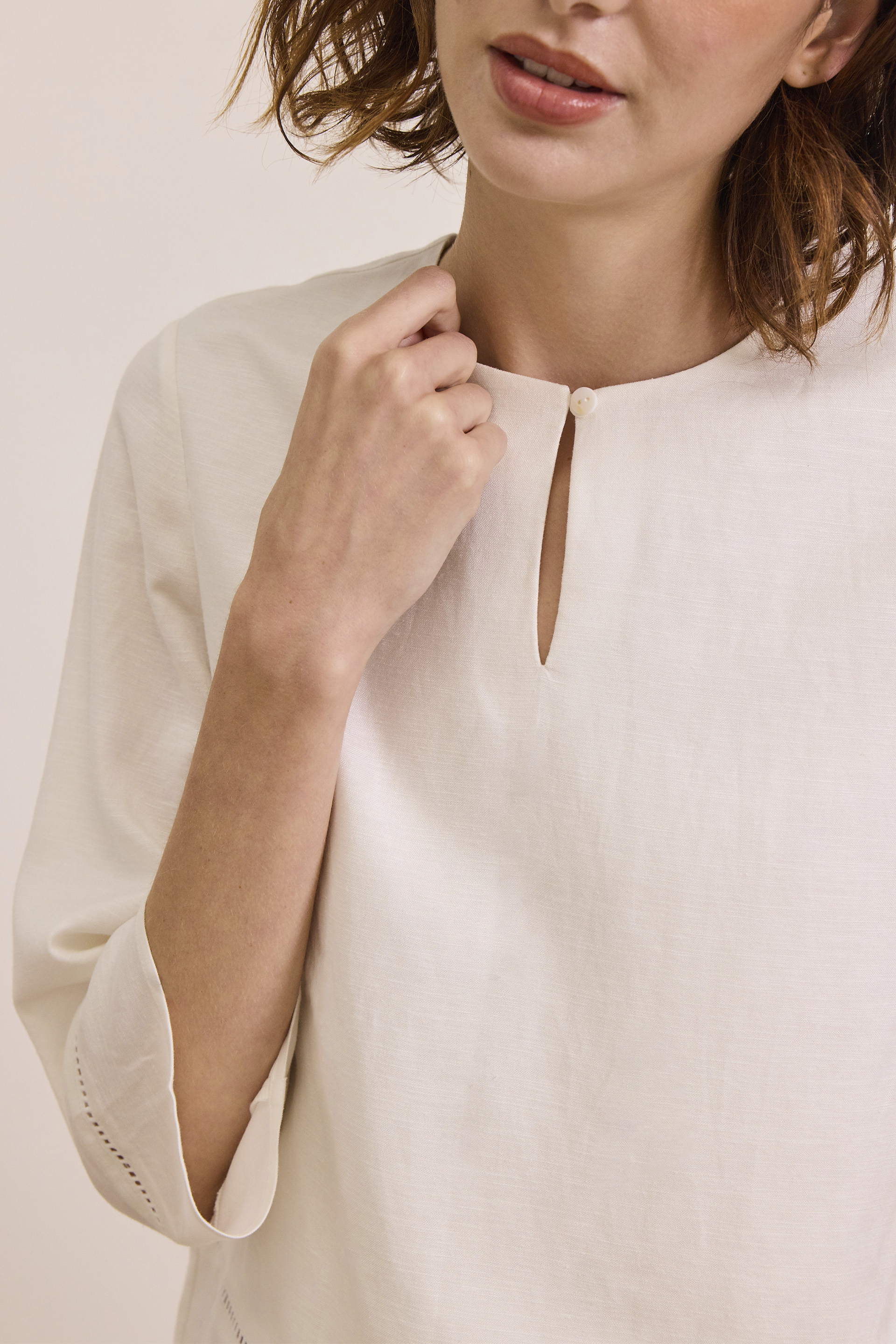 Linen-Blend Lace-Trim Top