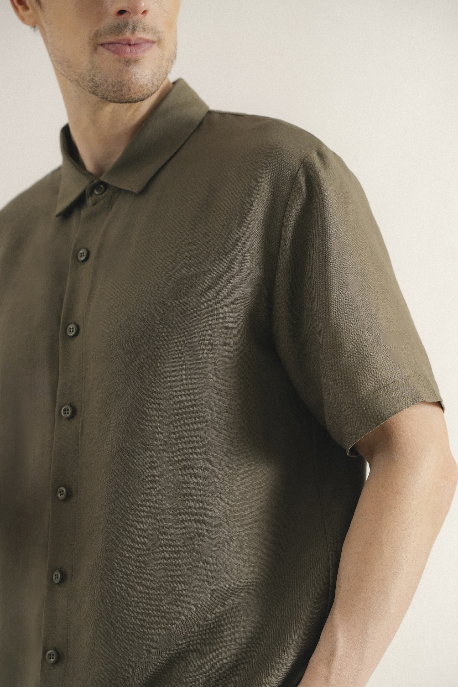 Men’s Linen Collared Shirt