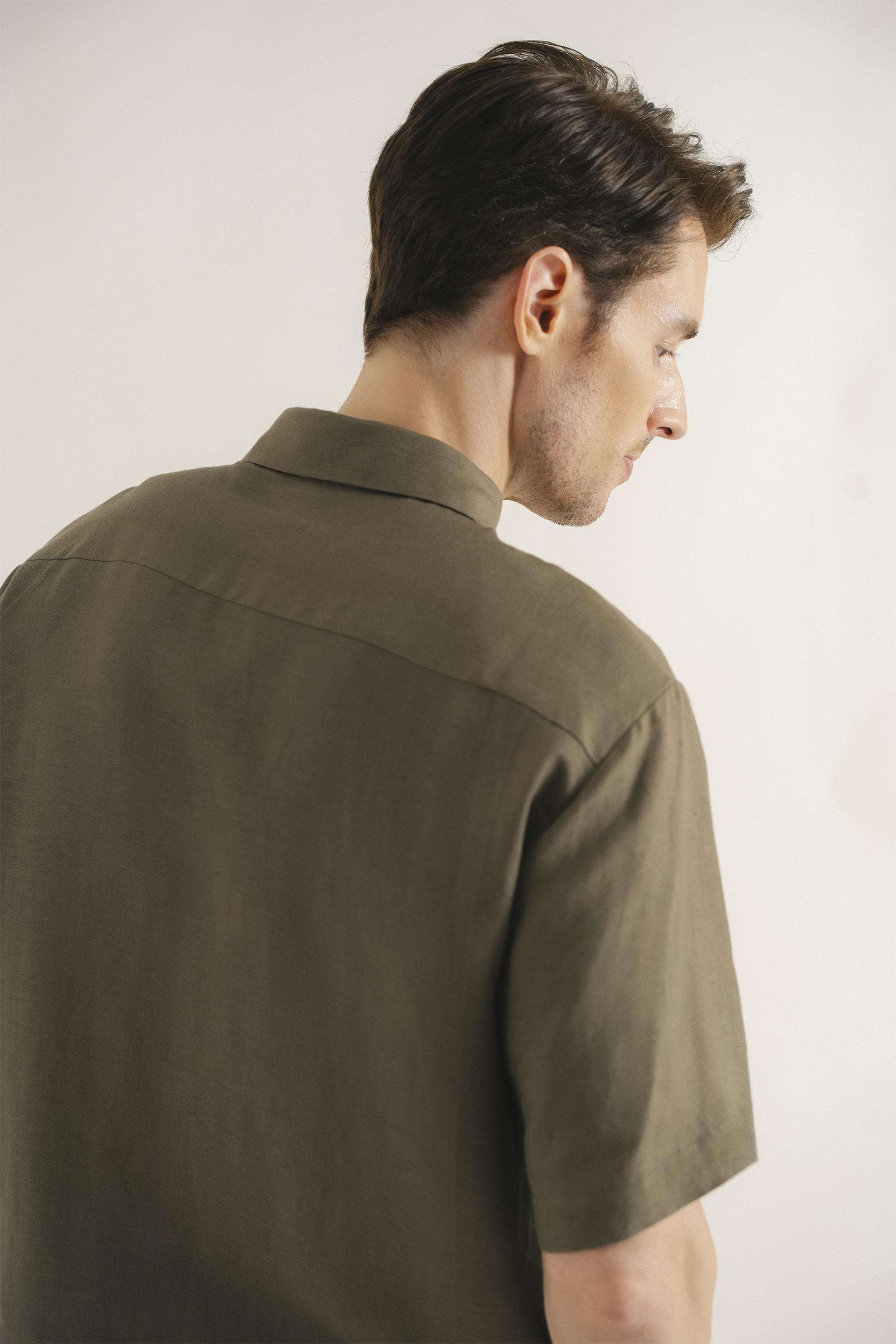 Men’s Linen Collared Shirt