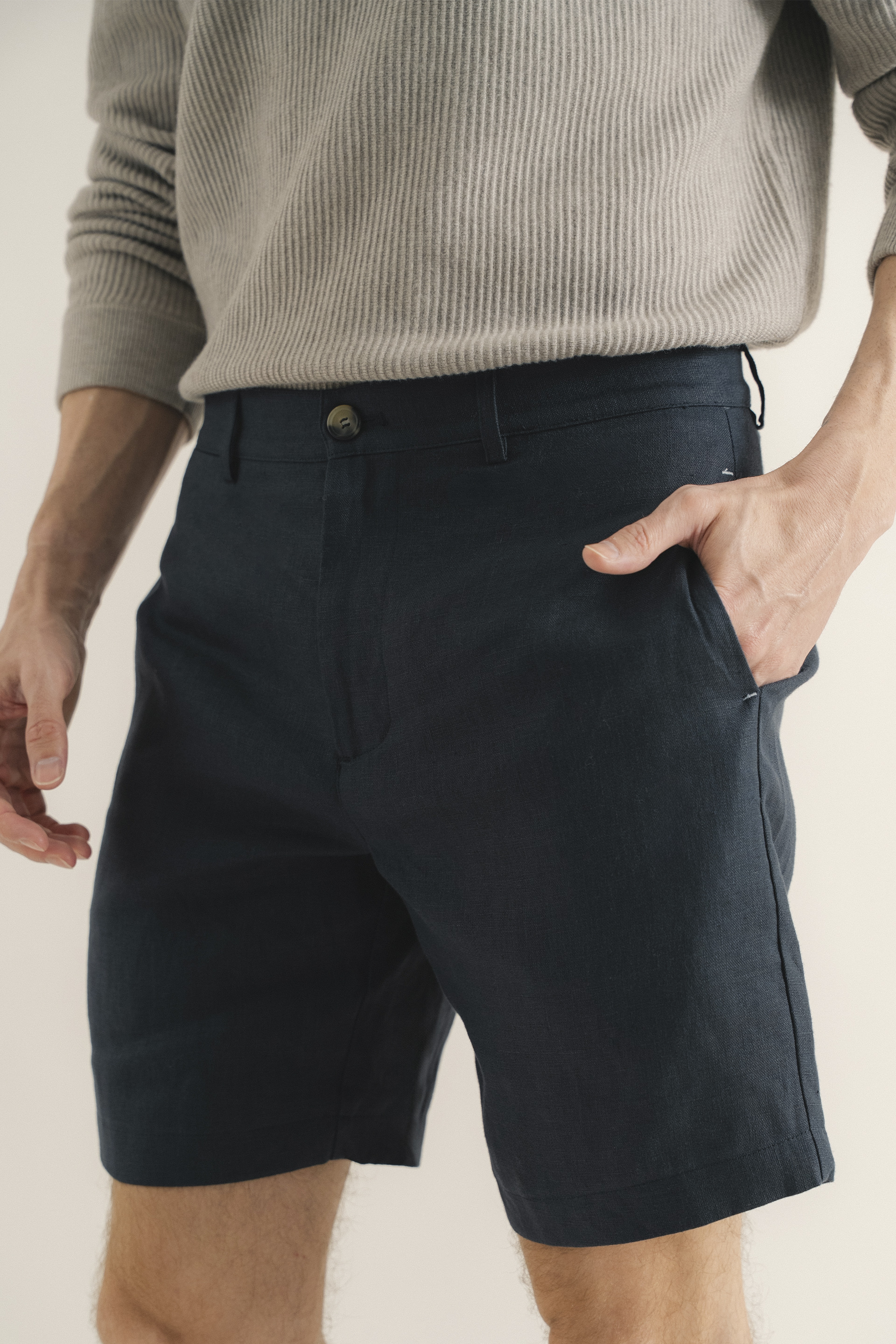 Relaxed Fit Linen Shorts