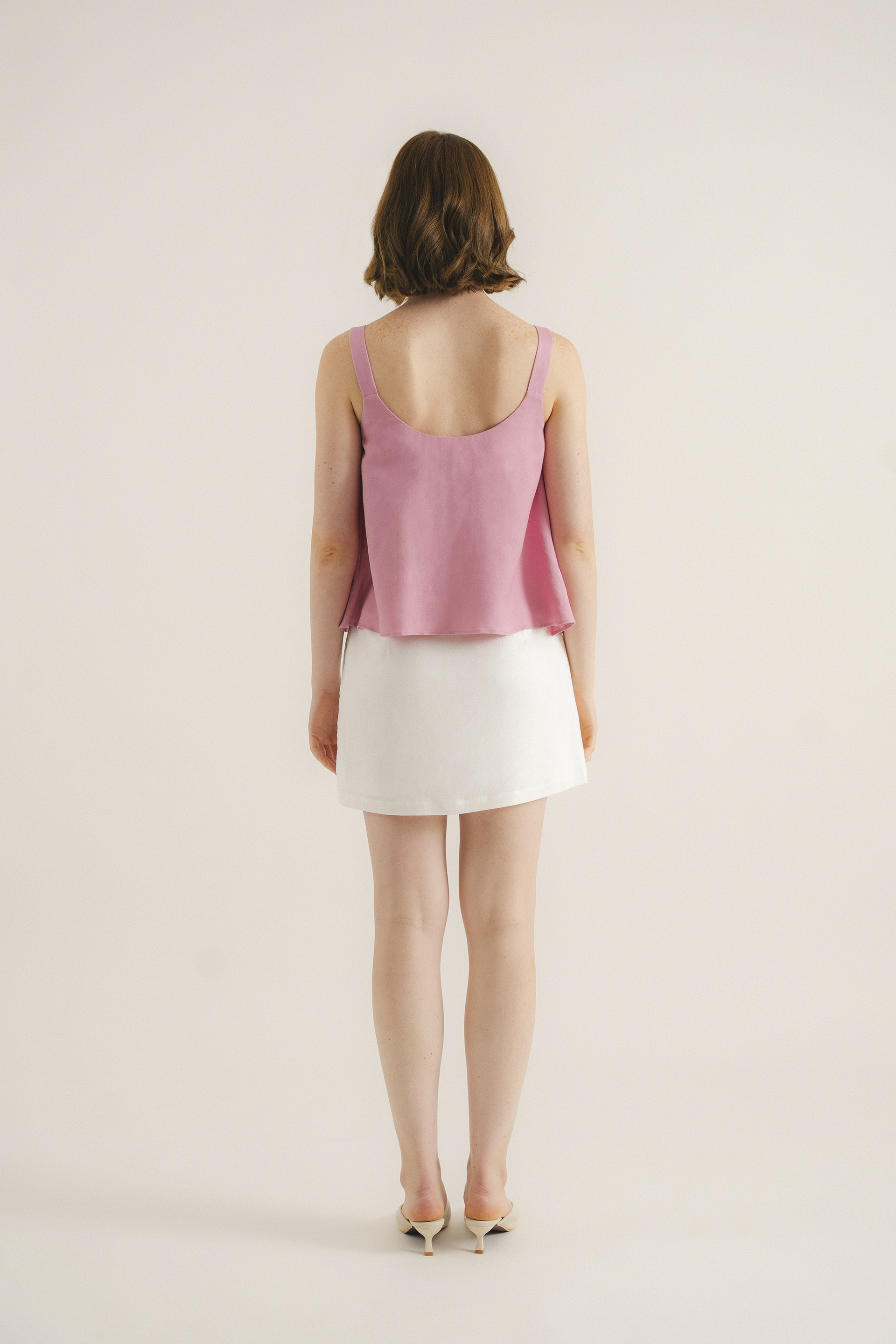 Linen Scoop-Neck Top