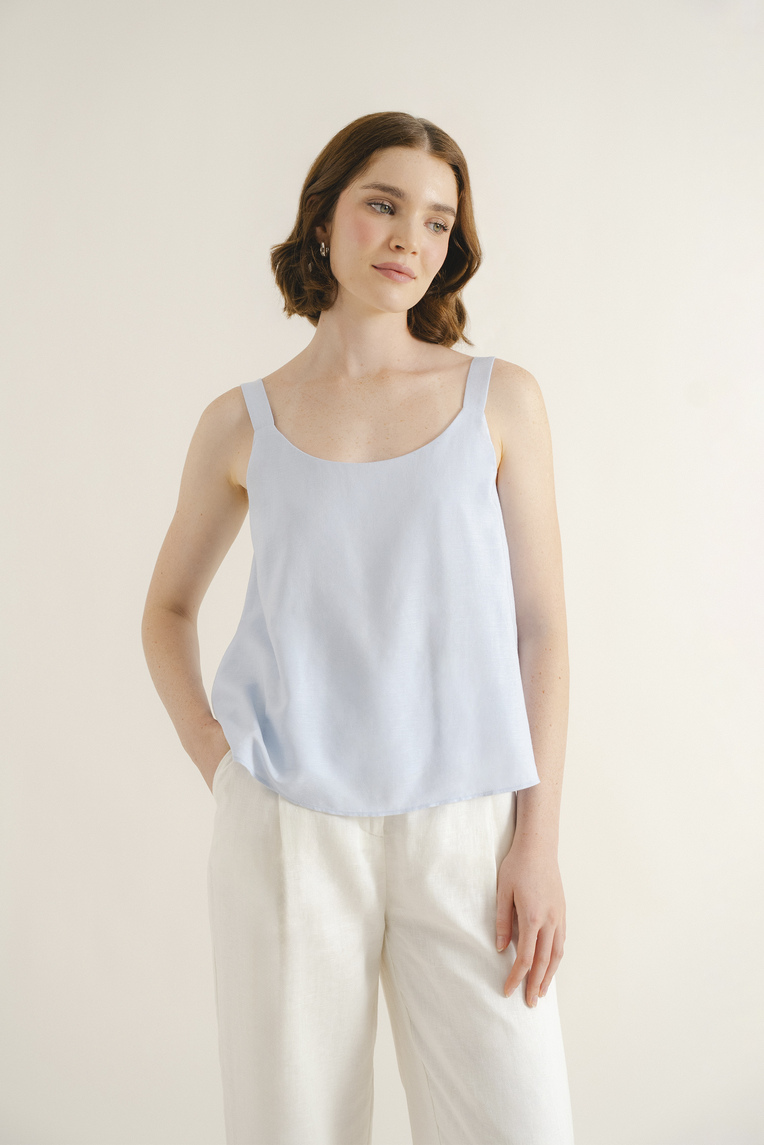 Linen Scoop-Neck Top
