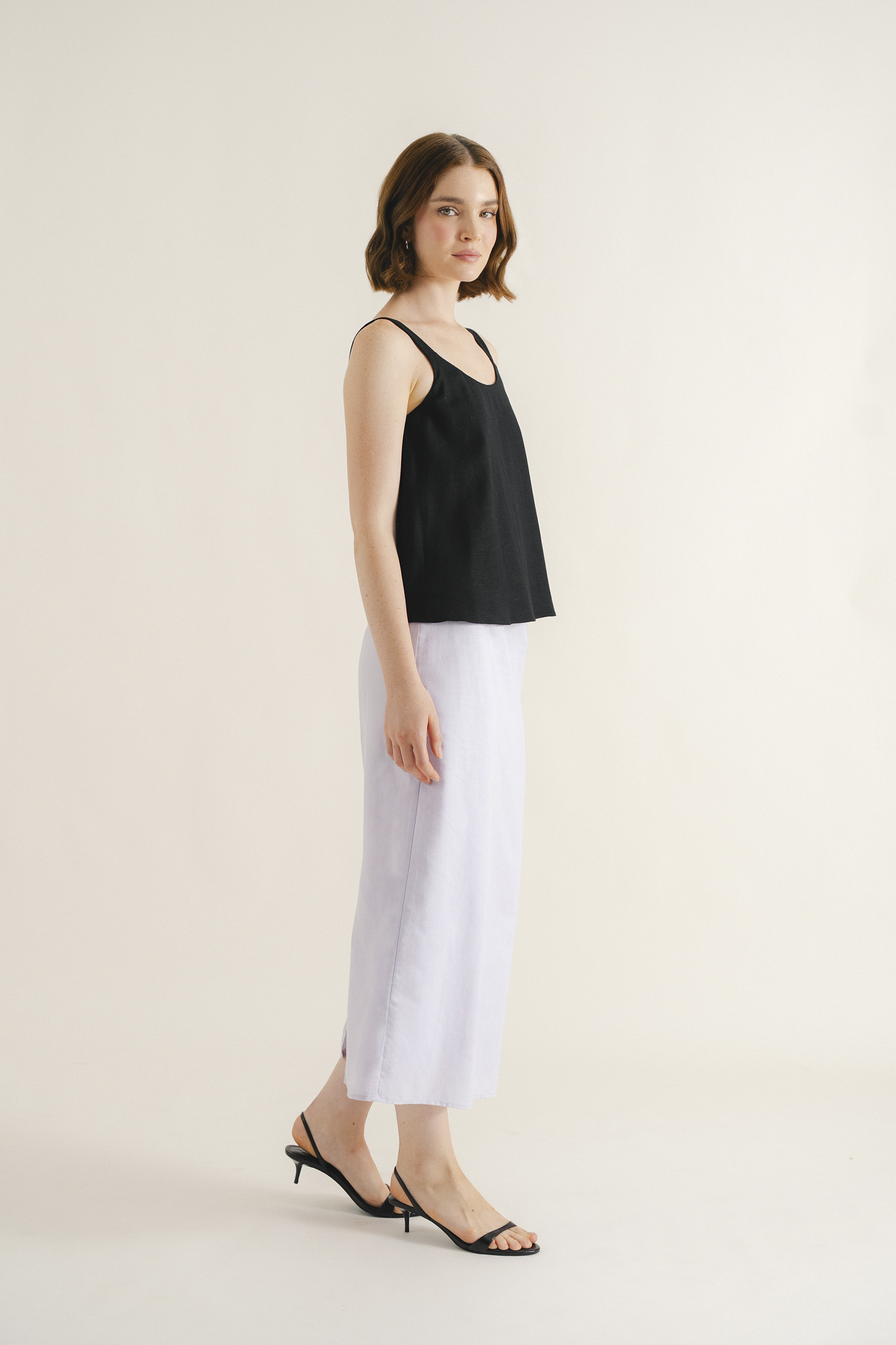 Linen Scoop-Neck Top