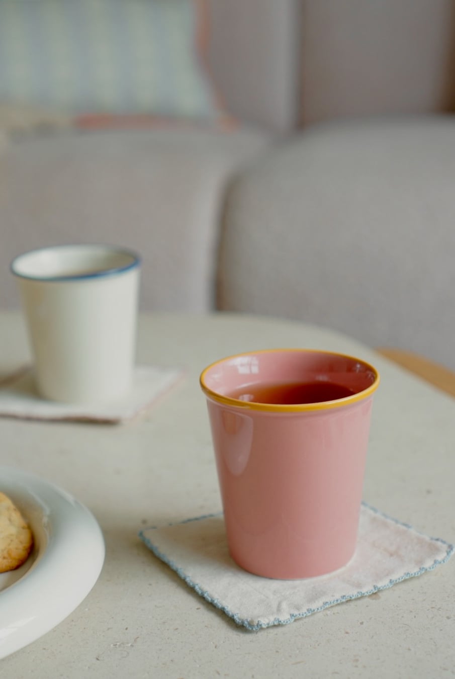 Scalloped-Edge Coaster Set