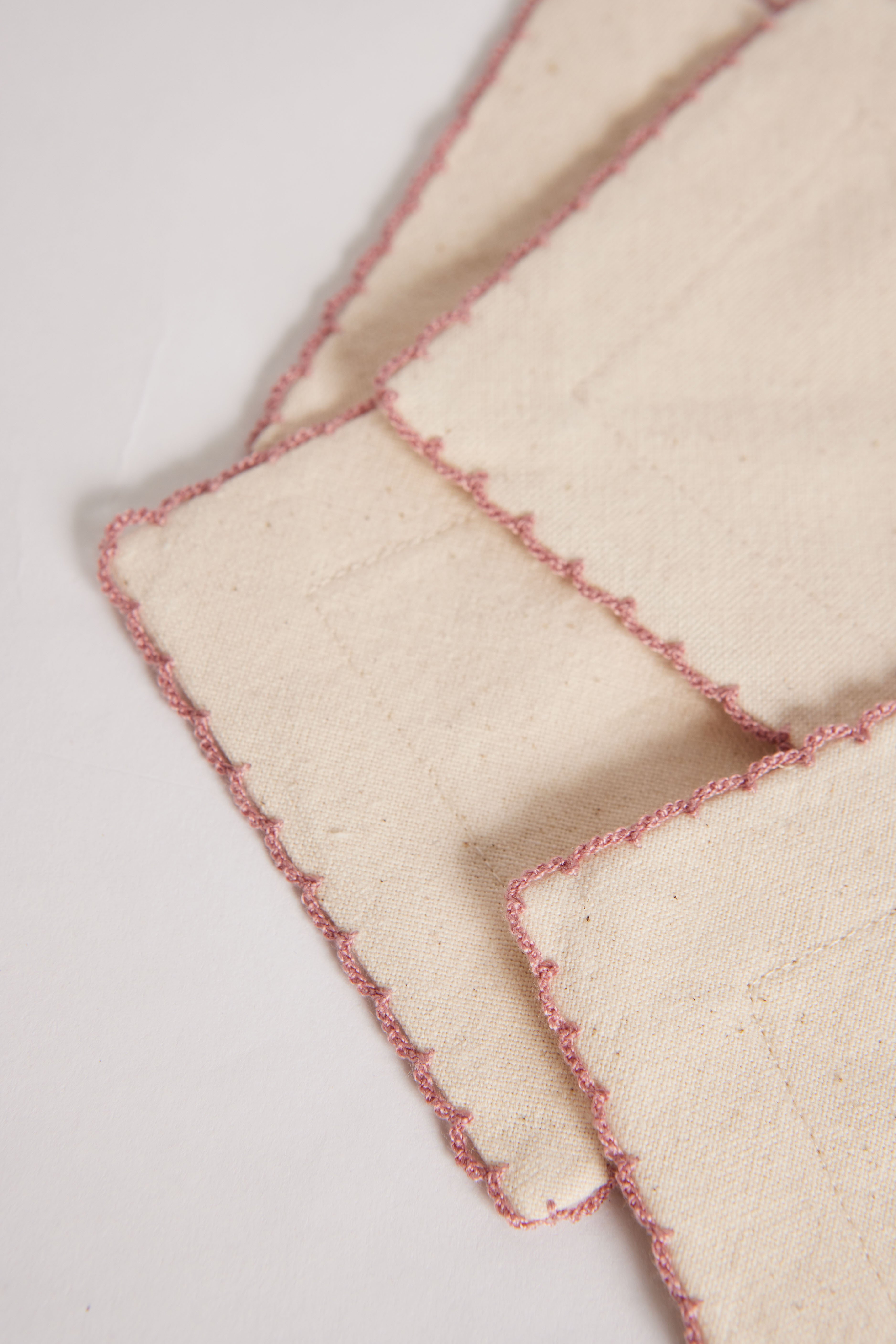 Scalloped-Edge Coaster Set