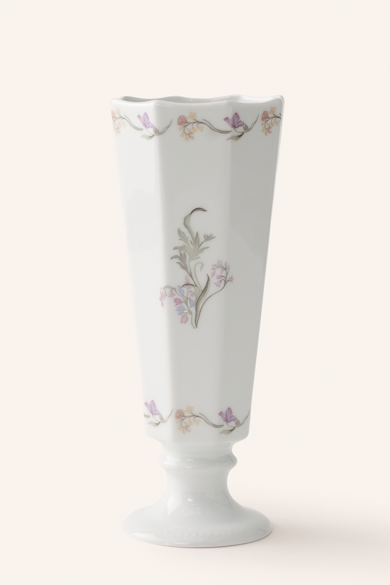 [Local Pickup Only] Keepsake Porcelain Vase