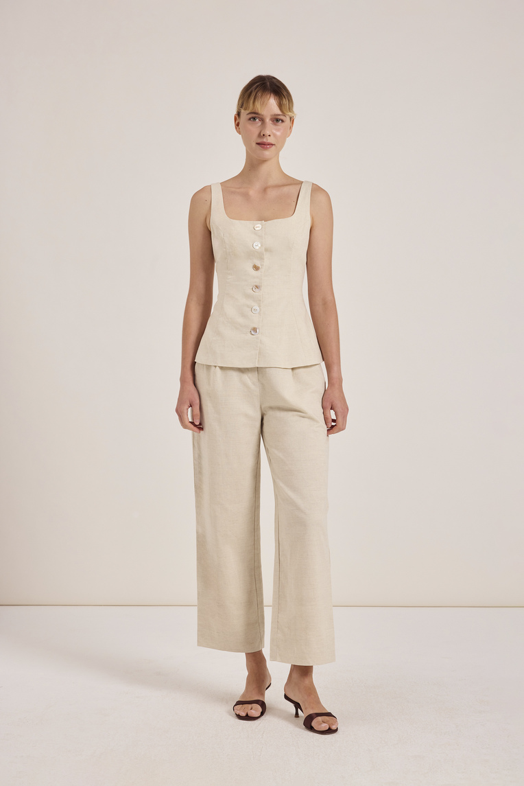 [Online Exclusive] Linen-Blend Button-Down Vest