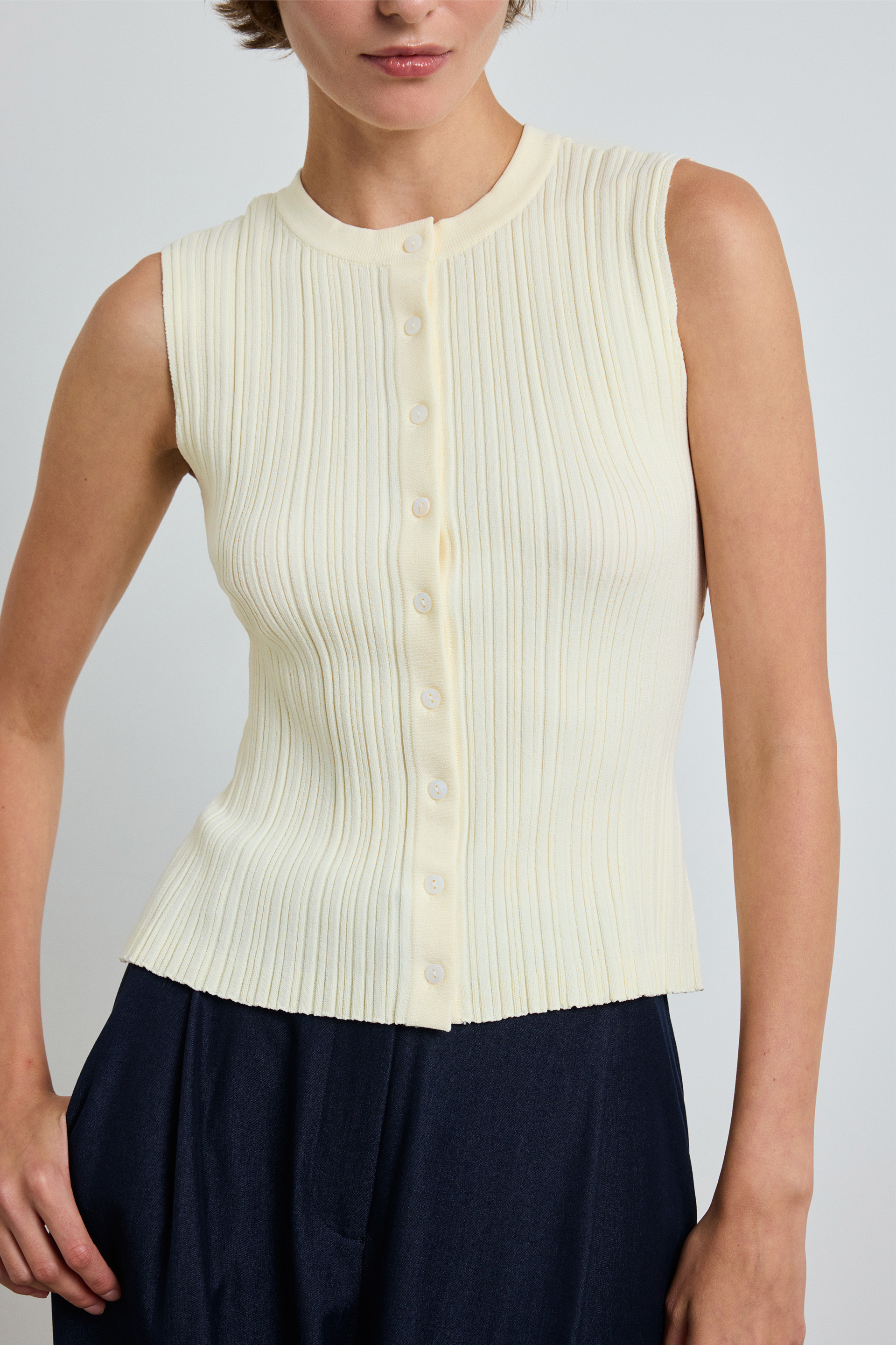 Fitted Ribbed Knit Top