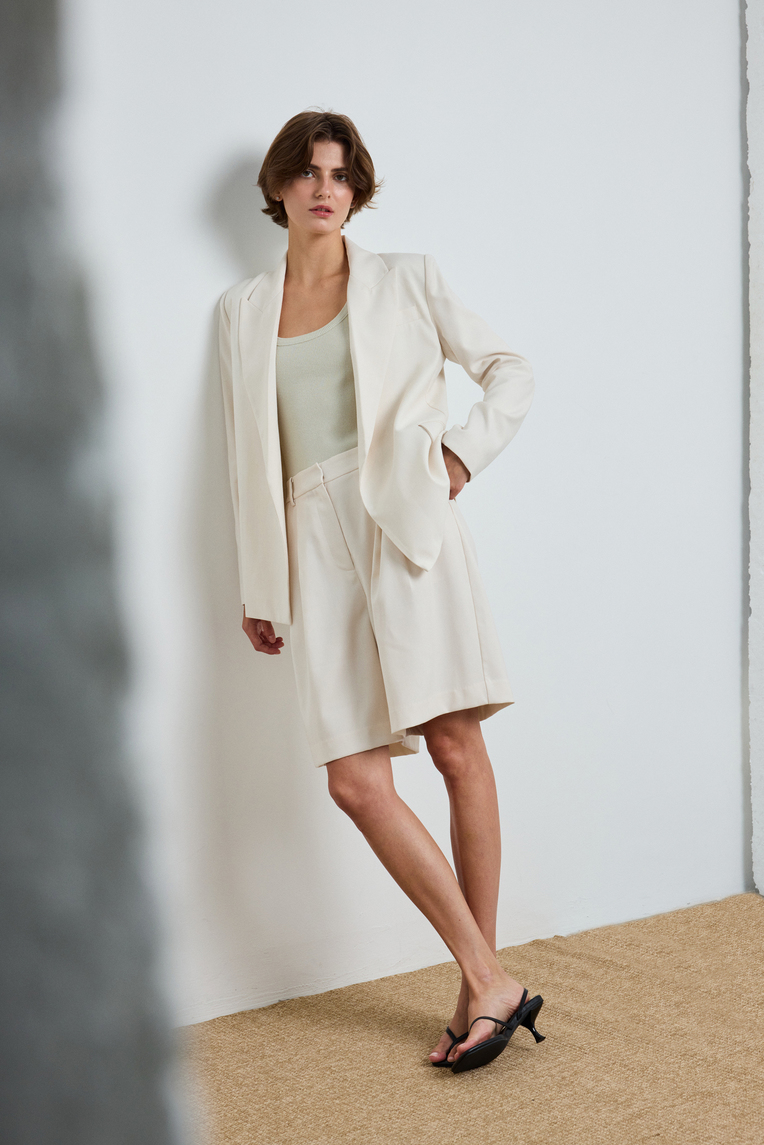 Boxy Suit Blazer
