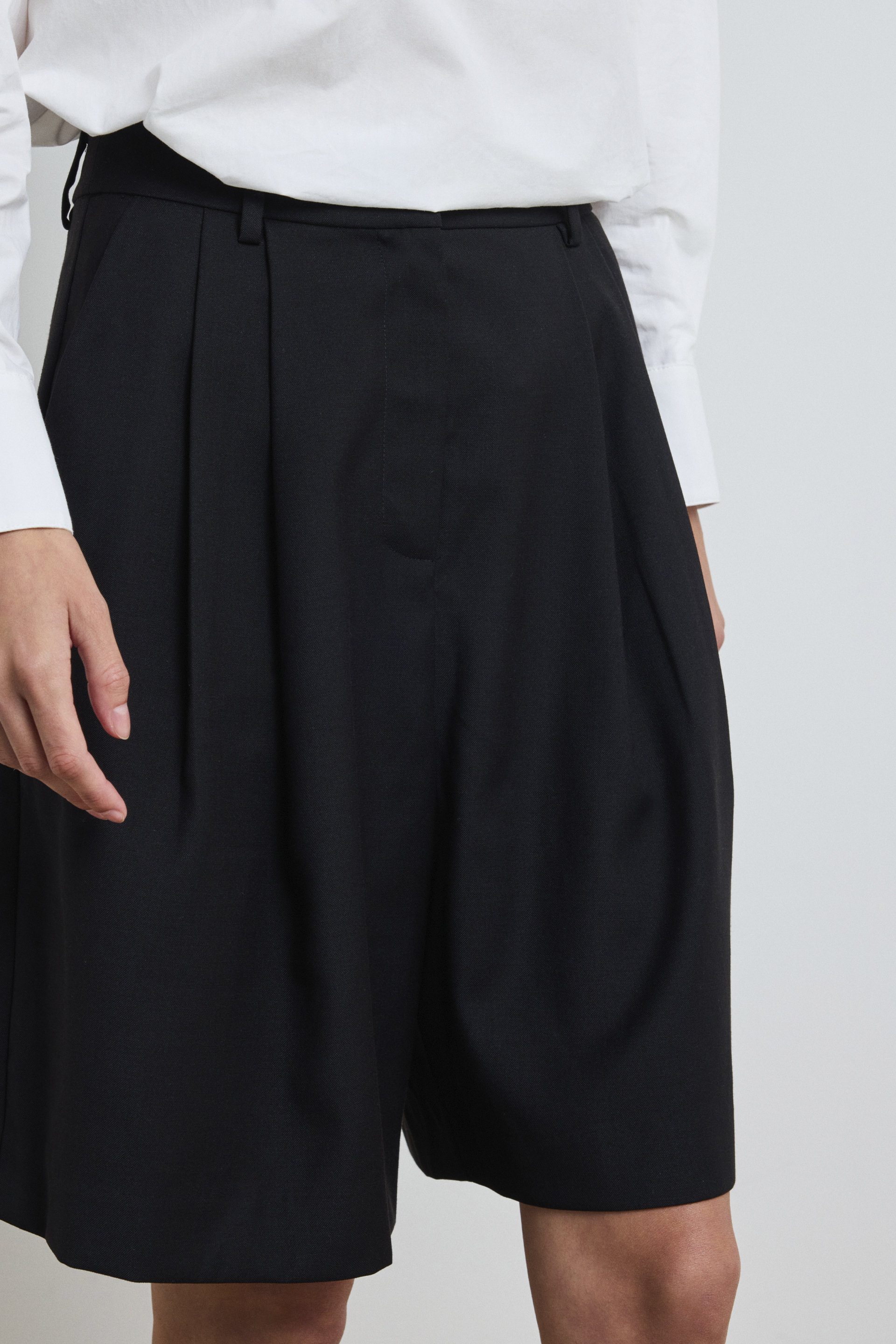 Pleated Bermuda Shorts
