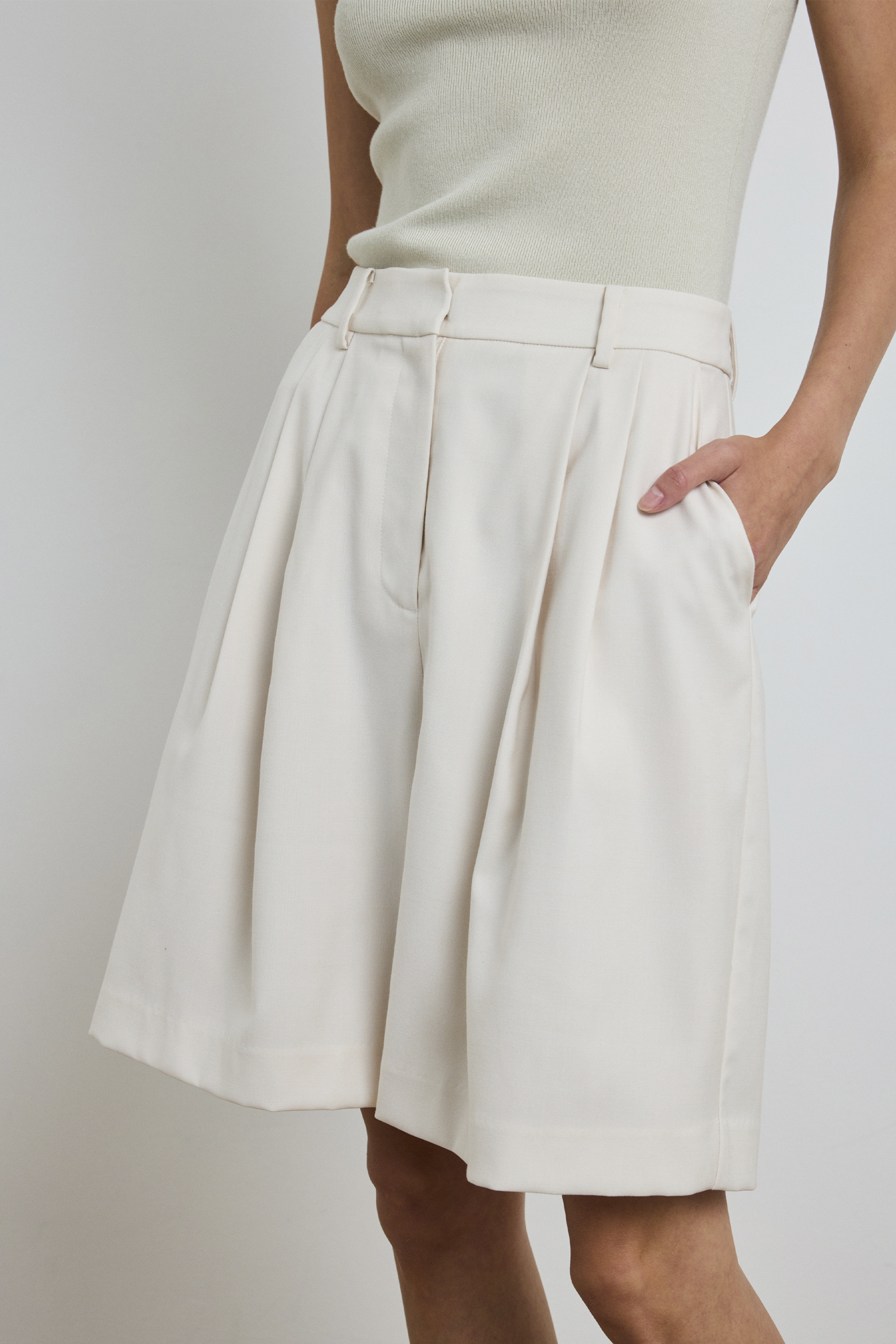 Pleated Bermuda Shorts