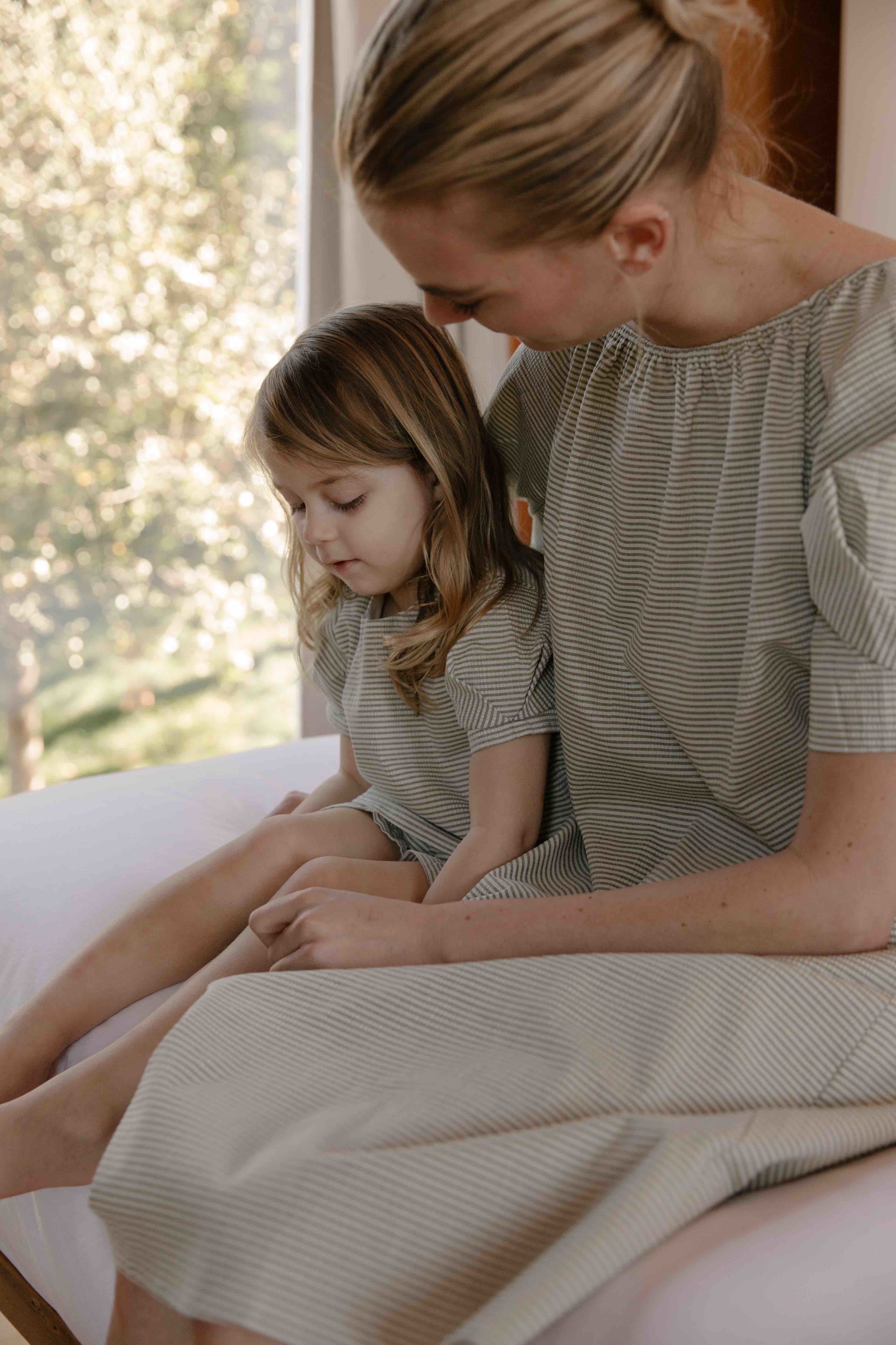 Seersucker Puff Sleeve Top